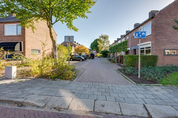 12_FUNDA_STRIJENSTRAAT 13_RIJEN.jpg